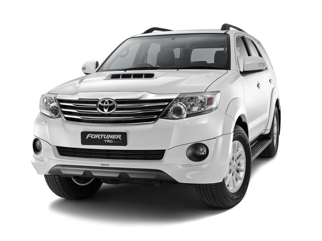 Toyota Fortuner With 5-speed AT Launched At Rs 22.33 lakh