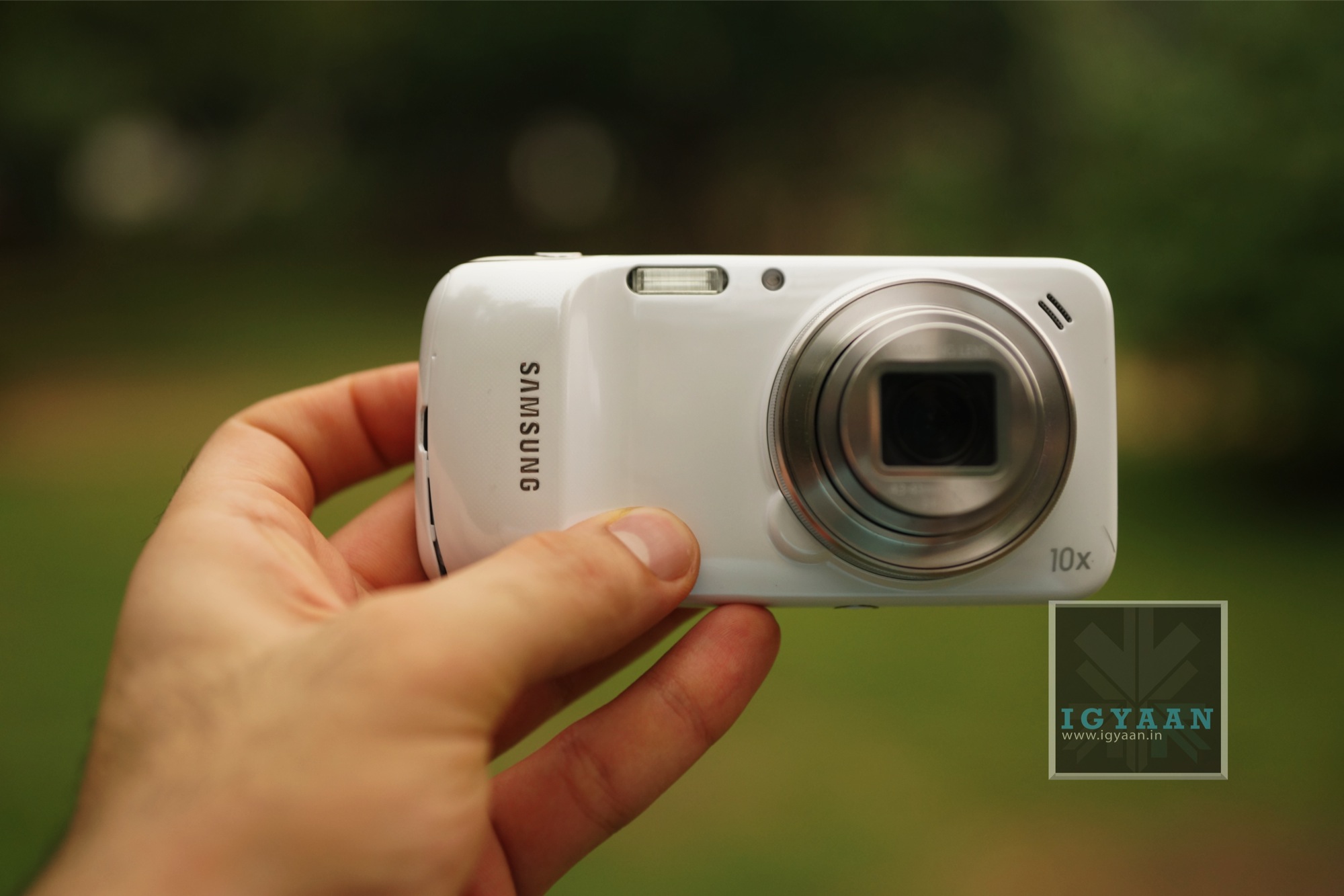 Samsung Galaxy S4 Zoom Launched In India