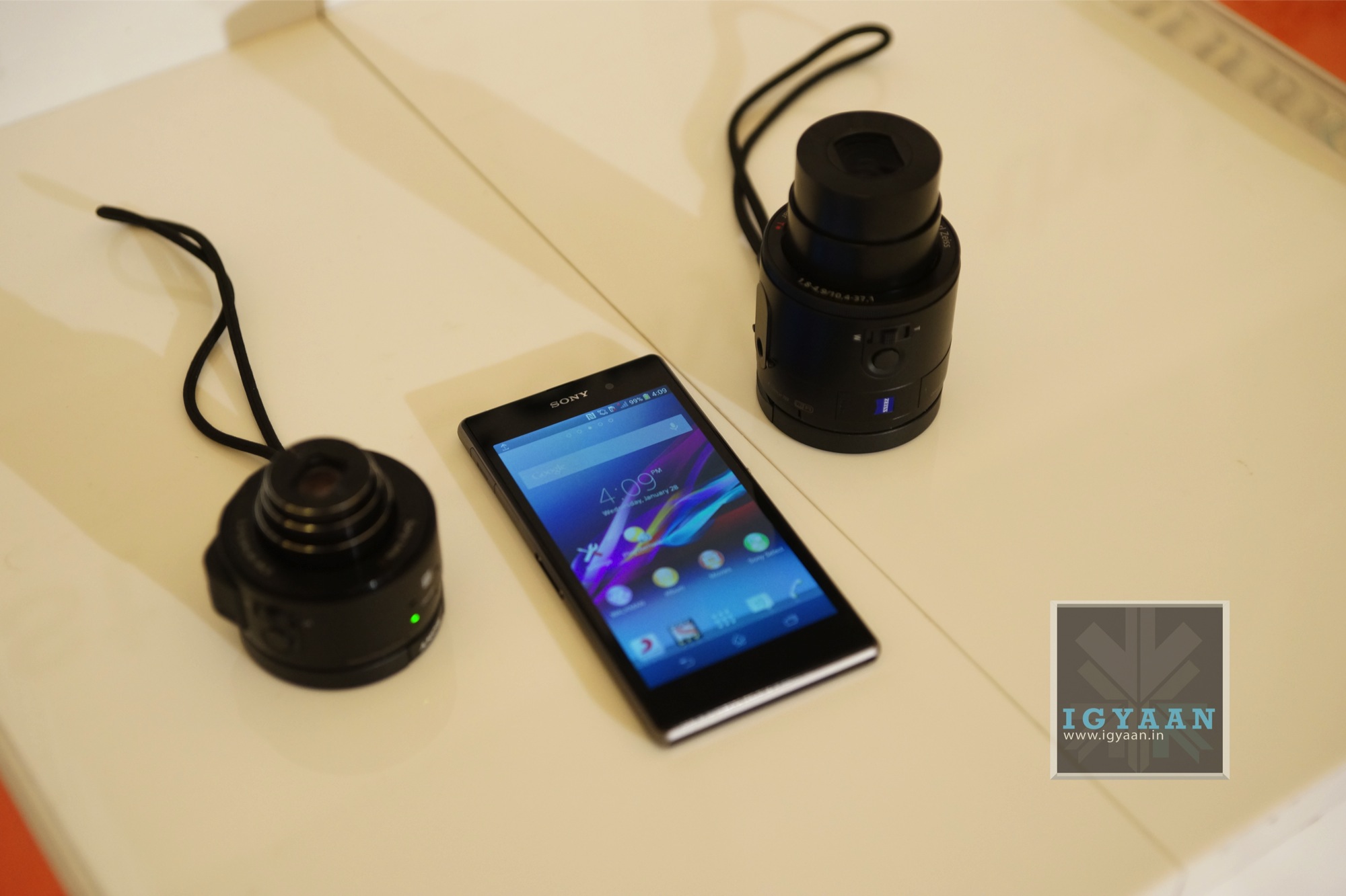 Sony Launches Cyber-Shot DSC-QX100 and DSC-QX10 Lens Cameras in India
