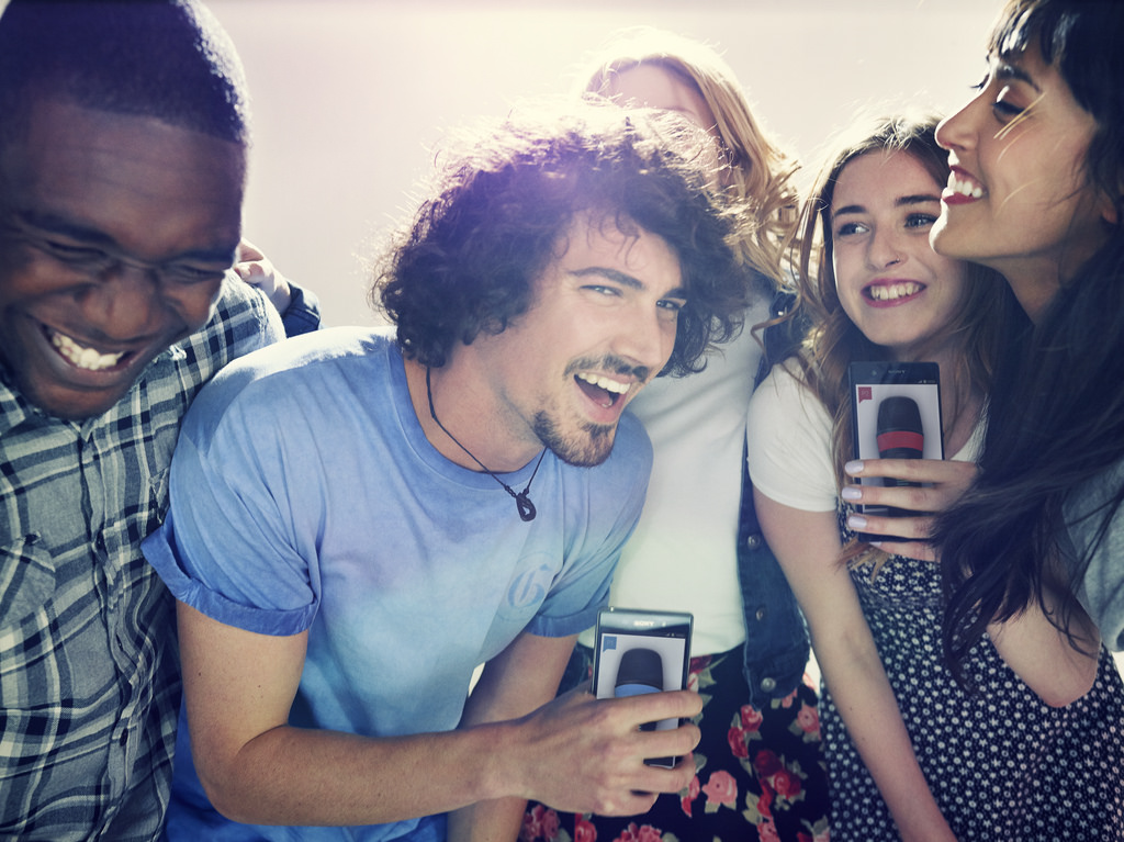 SingStar : Now Use Your Phone as a Karaoke Mic