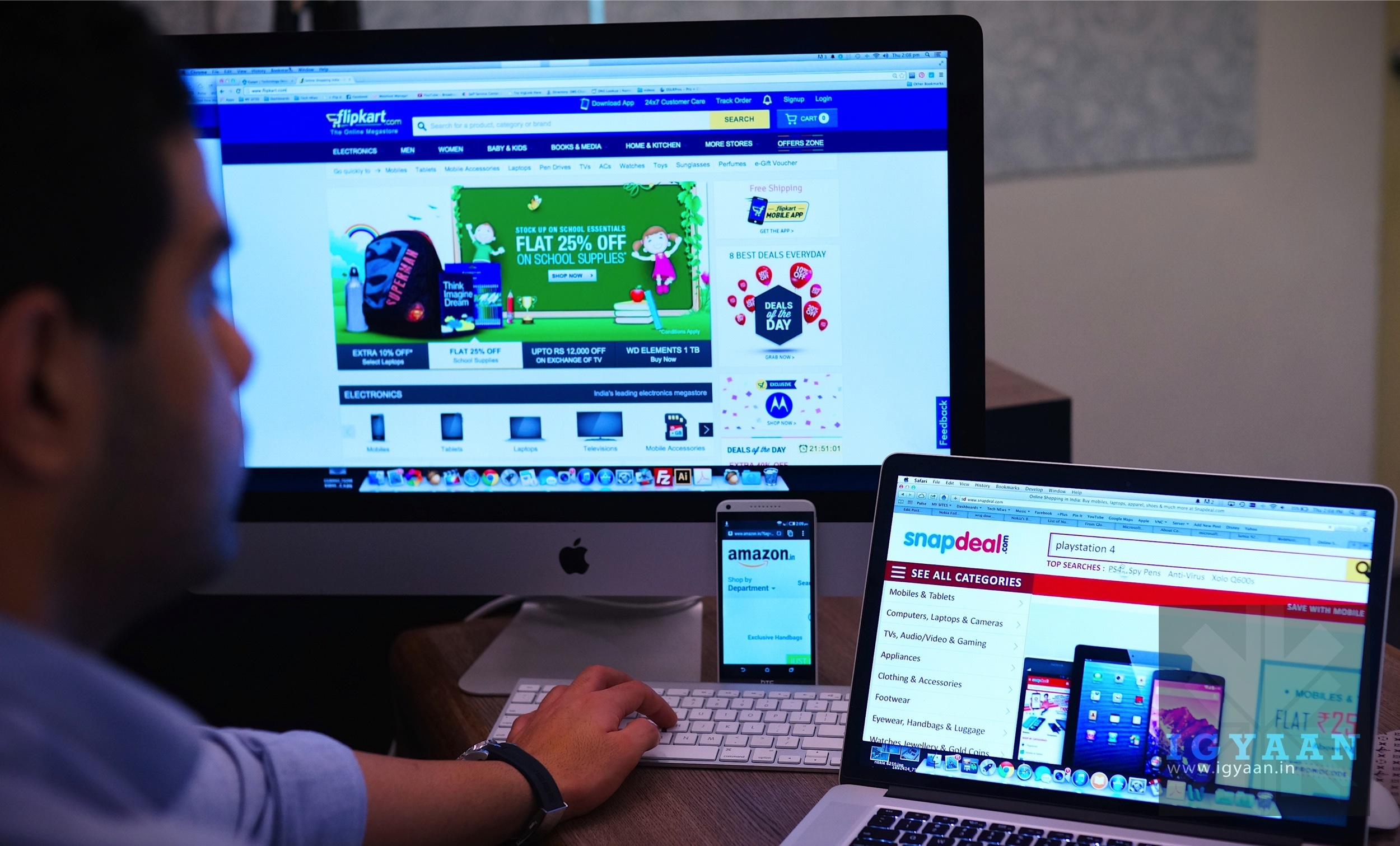 More Jobs Thanks To The Battle Of E-Commerce