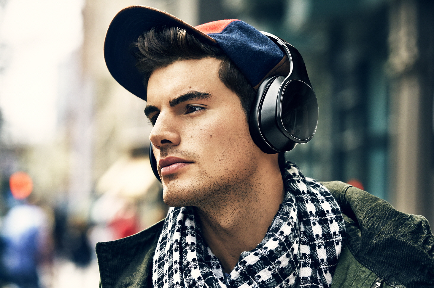 Samsung Enters The “Premium Audio” Market With Its Level Series