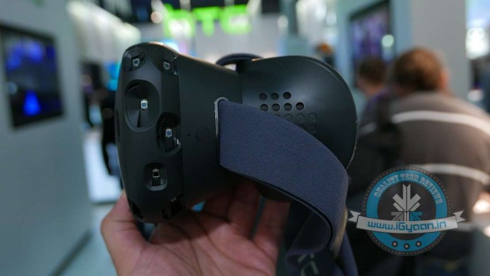 HTC Vive Heads On0