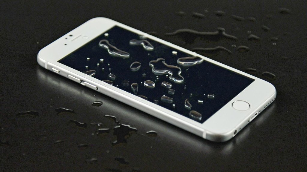 Waterproof iPhone 7