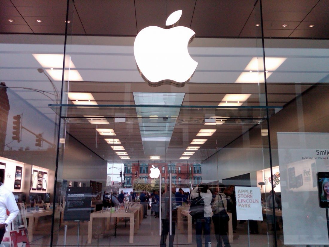 Apple store 1
