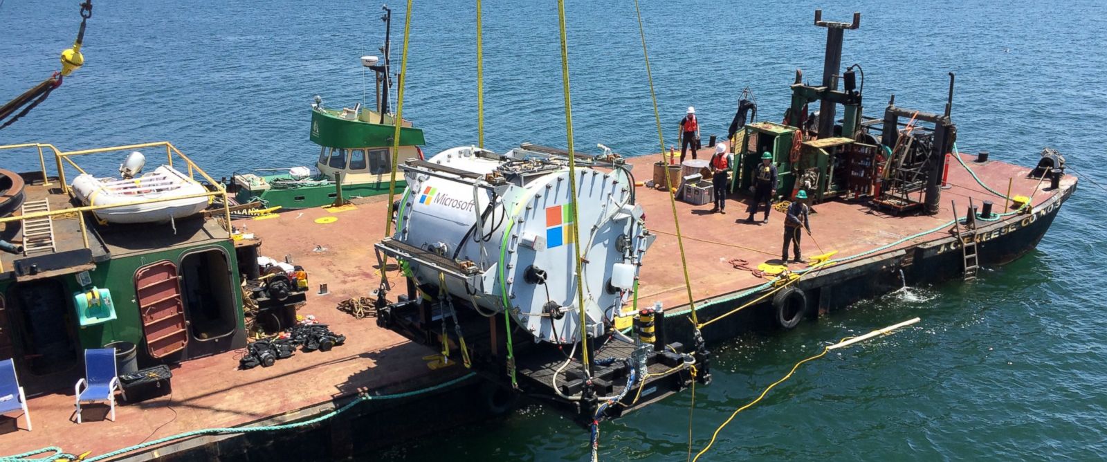 Microsoft to Build Under Water Data Centers