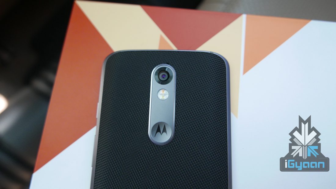 Moto X Force Hands On iGyaan 08