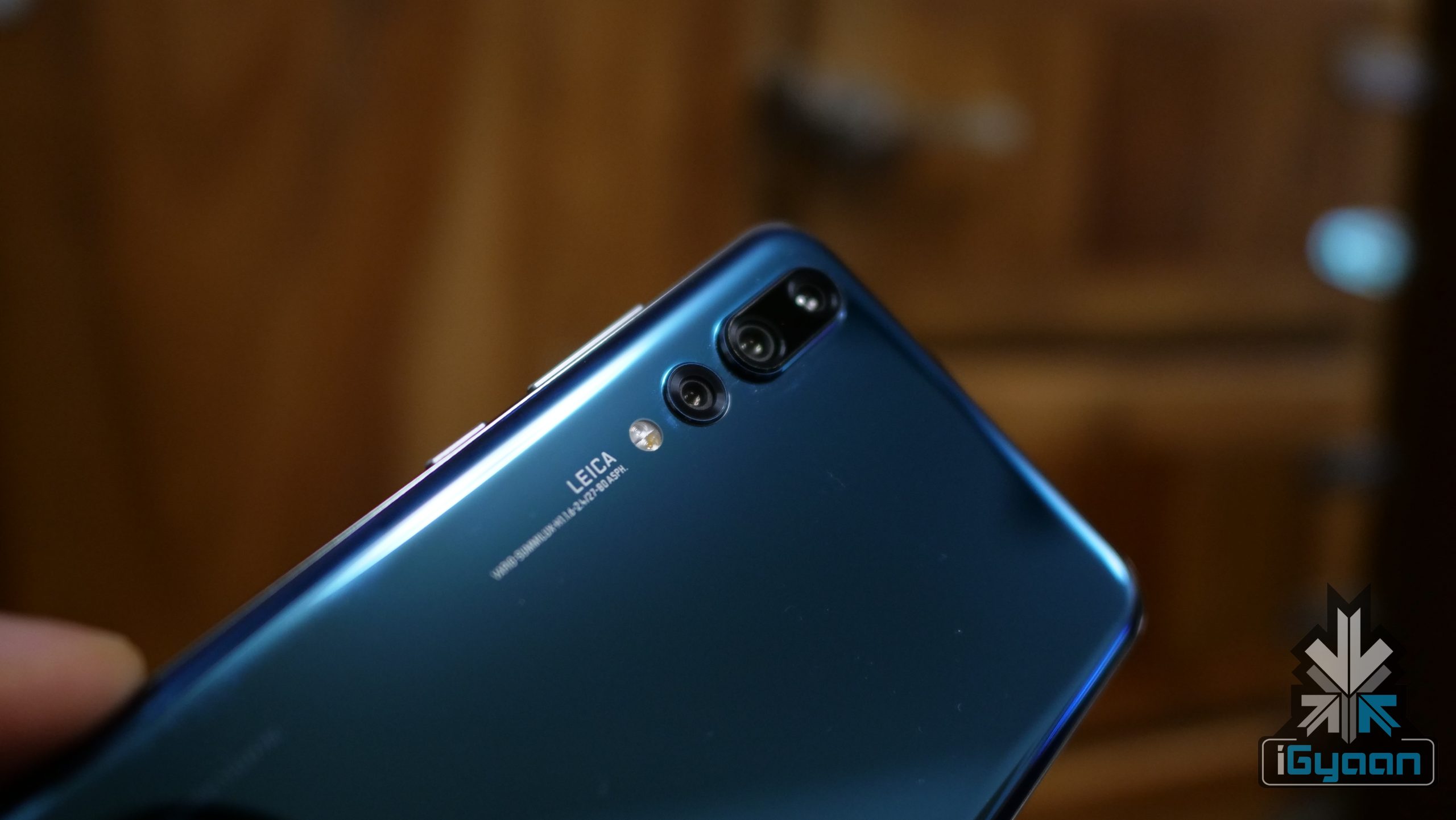 Unboxing The Huawei P20 Pro – iGyaan Network