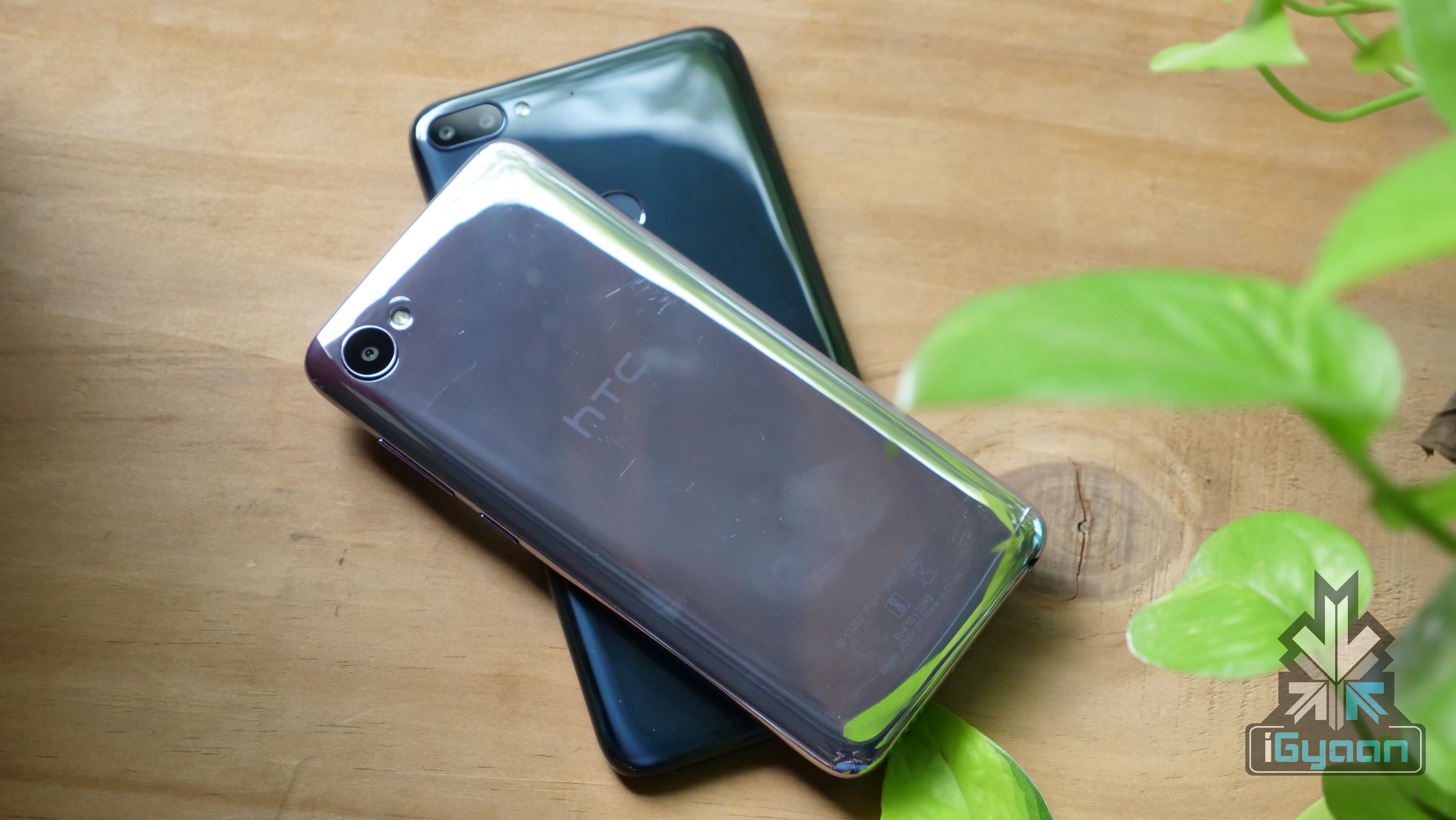 Unboxing The HTC Desire 12, Desire 12+