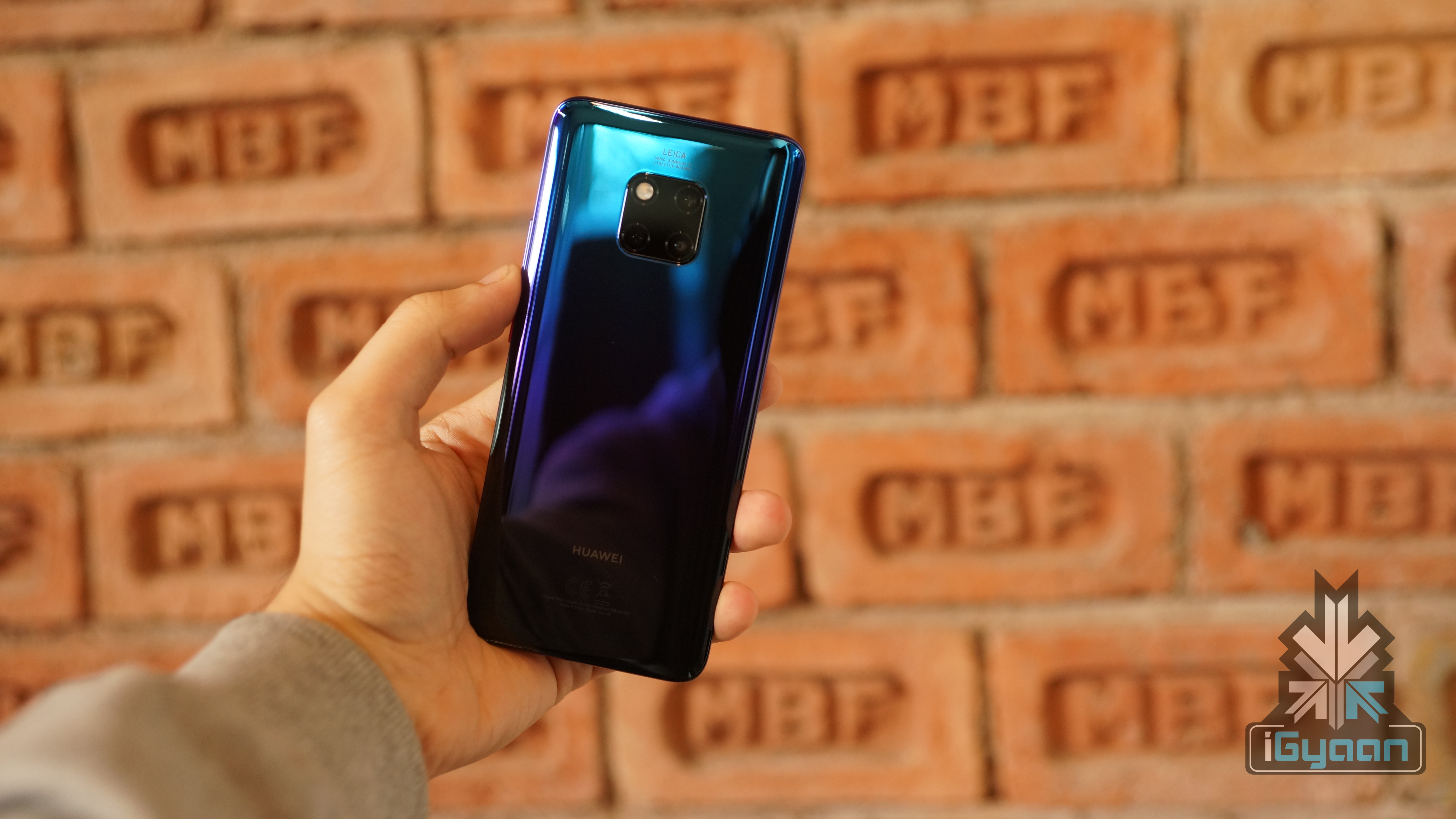 Huawei Confirms HongMeng OS, But Will Stick To Android For The Near Future