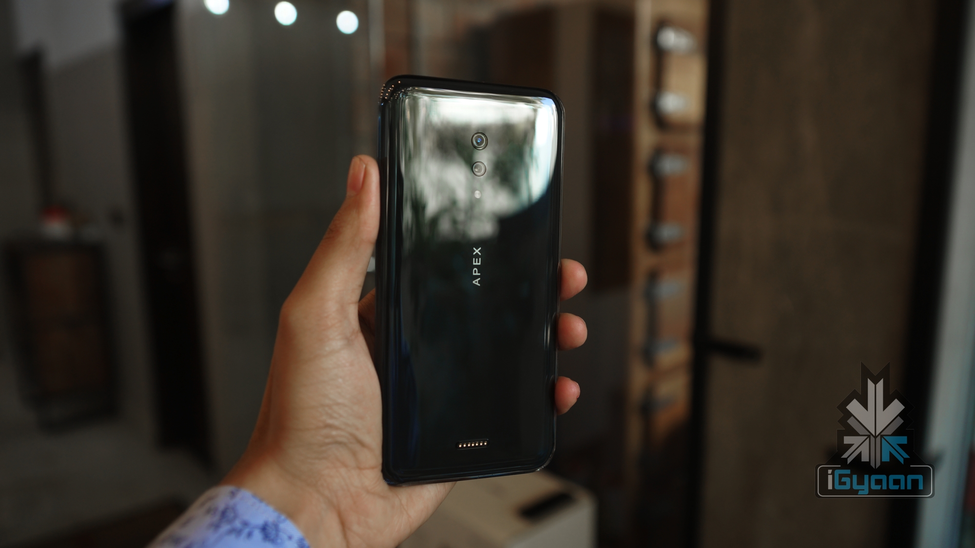 Vivo Apex 2019 : Hands On With The Port Less, Button Less Phone With A Full Display Fingerprint Sensor